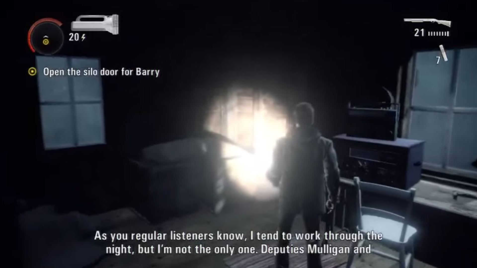 Alan Wake Remastered radios: Alan can be seen looking at the radio on the shelf.
