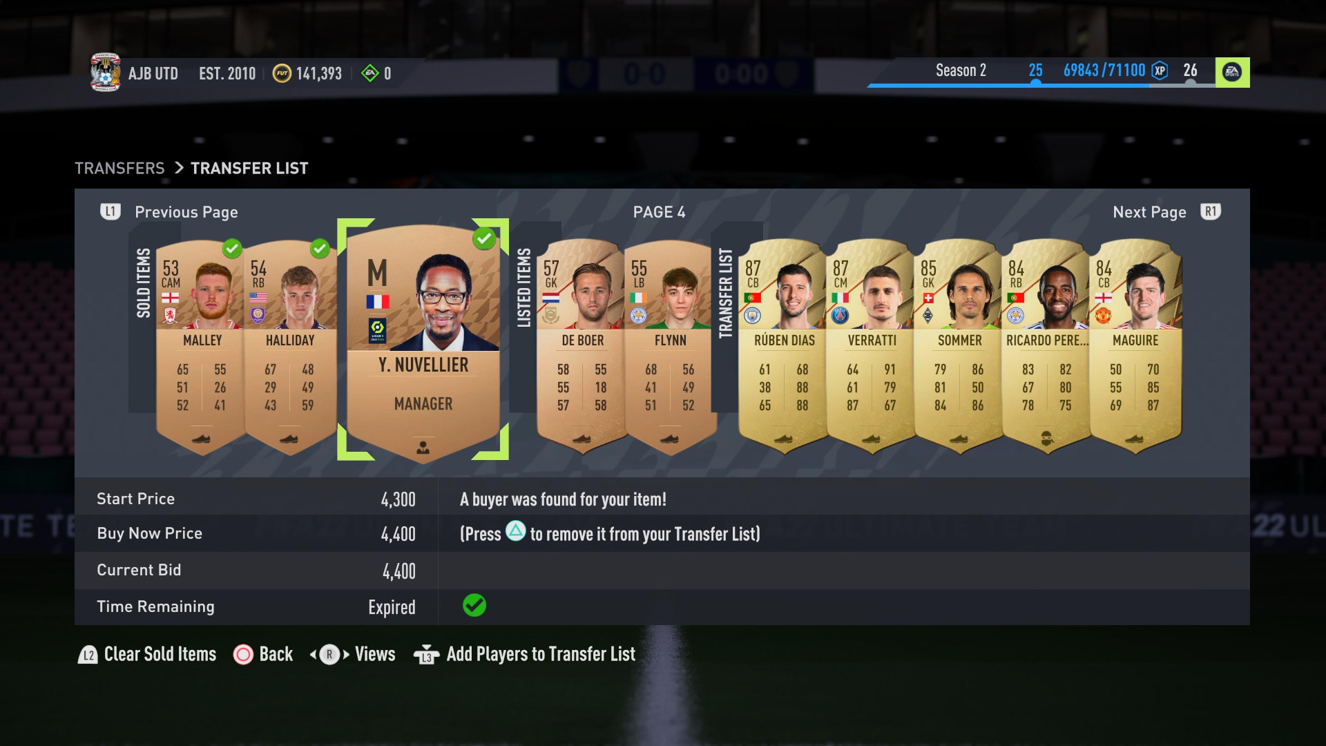 FIFA 22 Bronze PAck Methid: A transfer list showing sold and for sale players.